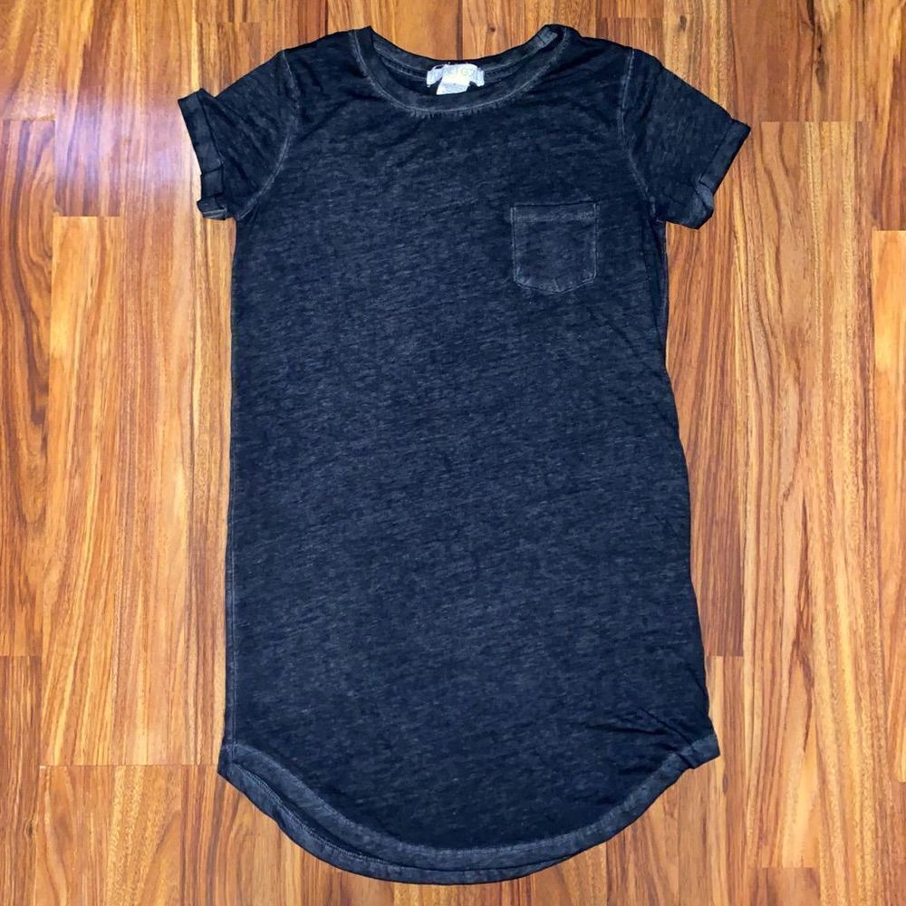 Planet Gold Distressed Look Black Tunic Tee Womens Size Small